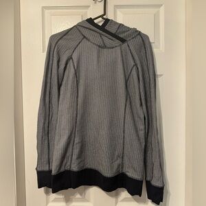 Lululemon think fast hoodie size 8 euc